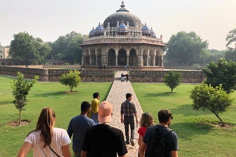 Tour privato di mezza giornata a Delhi con trasferimenti