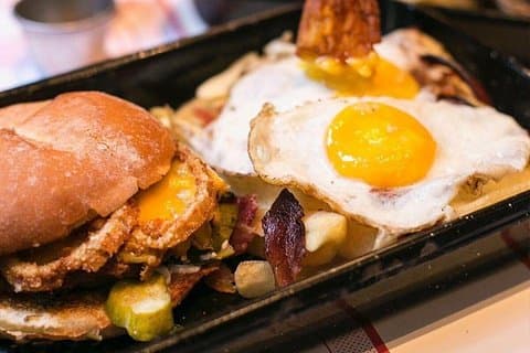 Privater Rundgang & Argentinische Hamburger Verkostung