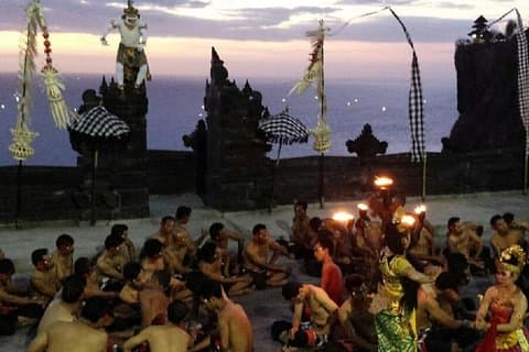 6-stündige Autocharter-Tour zum Uluwatu-Tempel