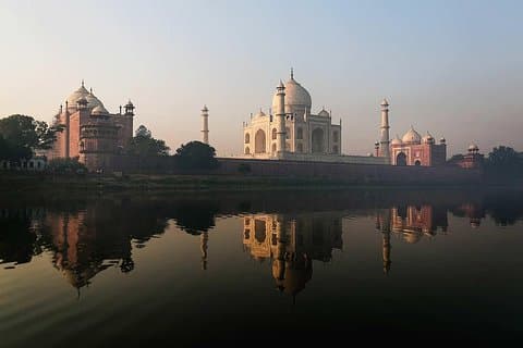 Disfruta Taj Mahal con vista al atardecer : Mismo día Delhi Agra Tour