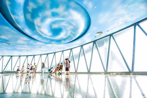 Private Guangzhou Night Tour with Canton Tower and Dim-Sum Dinner