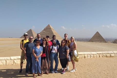 Guidet tur til pyramider, sfinx, egyptisk museum og Khan El-khalili med billetter