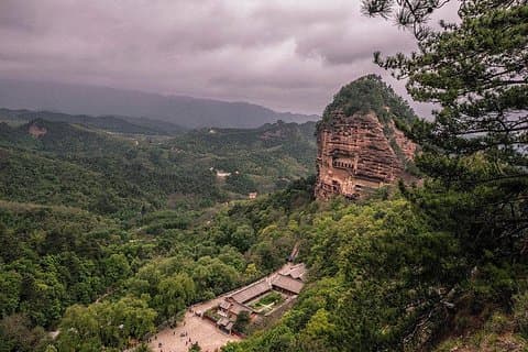 Private Day Tour Tianshui Maiji Shan Caves from Xi'an by Bullet Train