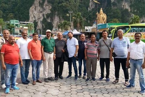 Genting Highlands City to Kuala Lumpur Airport EN-ROUTE Batu Caves Tour