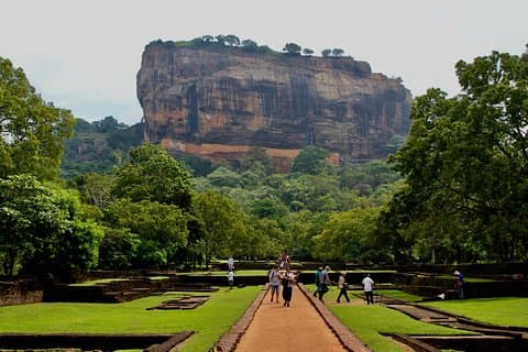 Seværdigheder i nærheden af Habarana/Sigiriya/Dambulla