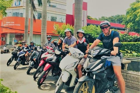 Ho Chi Minh City Sightseeing, natteliv Saigon, lokale markeder