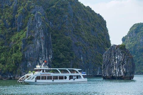 Alova Premium Cruise visit Halong Bay In One Day, Lunch and Kayak