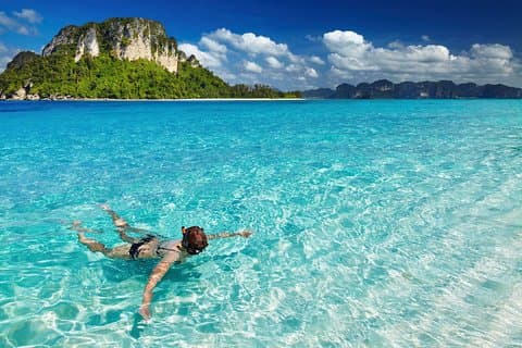 4 Island Tour med traditionell Big Longtail-båt från Krabi