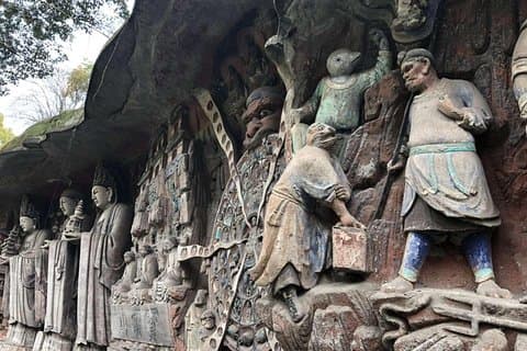 Dazu Rock Carvings Privat dagstur med det forbløffende bjerg- og Beishan-sted
