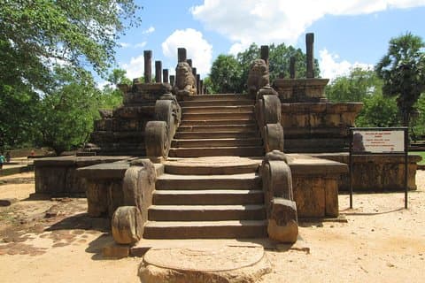 Polonnaruwa Day Tour from Kandy