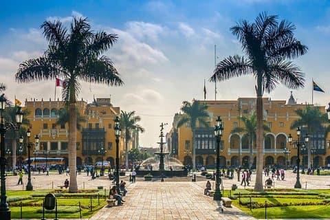 Lima in Escala : City Tour from the Airport