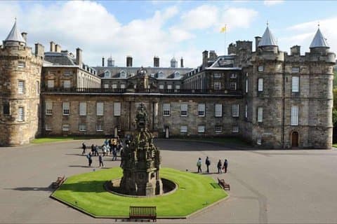 Privat stadstur i Edinburgh med en brasiliansk guide.