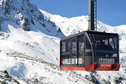 Visit the Aiguille du Midi in Chamonix, with a private guide