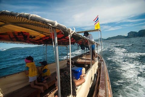 Sunset 7 Island Da Krabi In Longtail Boat