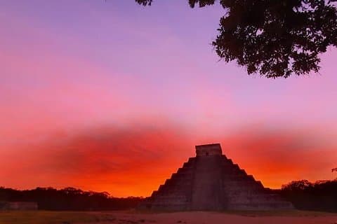Chichen Itza Sunrise und Cenote Ik Kil von Tulum (privat)