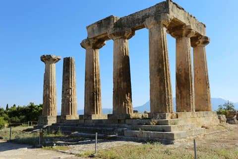 Tour privato di 3 giorni: Kalavrita - Olimpia - Micene - Epidauro e Corinto