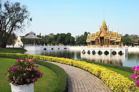 Privat tur: Ayutthaya historiske templer og sommerpalads