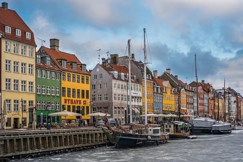 Copenhagen's Christmas Spirit Private Walking Tour