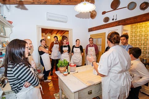 Cesarine: Market Tour & Cooking Class at Local's Home in Lucca