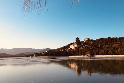 Zwischenstopp in Peking zum Sommerpalast, zum Lama-Tempel und nach Hutong