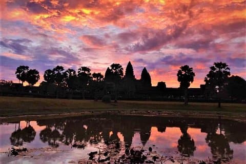 Privat Angkor Wat Sunrise Grand Tour af Lexus