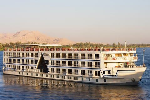 Crucero de 5 noches y 6 días por el Nilo desde El Cairo en autobús