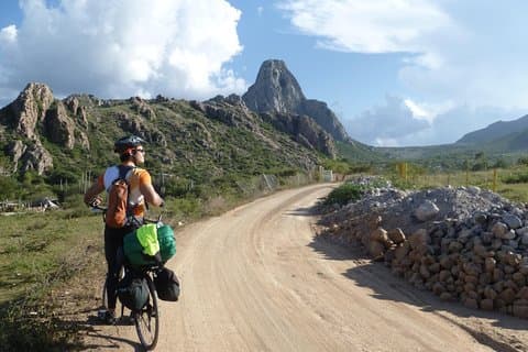 2日間のサイクリングとアドベンチャー、ケレタロでのワインとチーズ、NOMADアドベンチャー