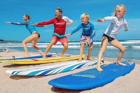 Surfundervisning i Tamarindo, Costa Rica