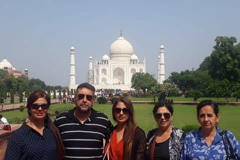 Overnattingsbesøk av Taj Mahal og Red fort-tur