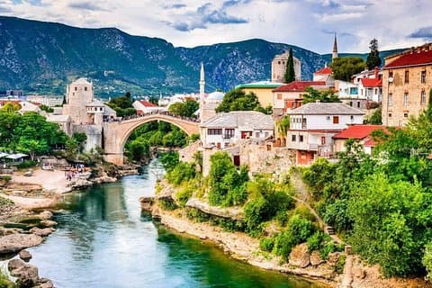 Privat transfer fra Dubrovnik til Split med stop i Mostar (Bosnien)