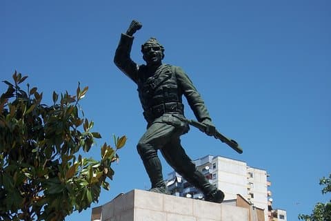 Tirana: Kommunistisk historie og historier tur med en lokal