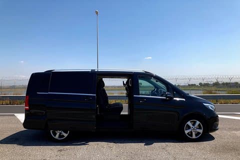 Rome to Fiumicino Airport (FCO) - Private Departure Transfer