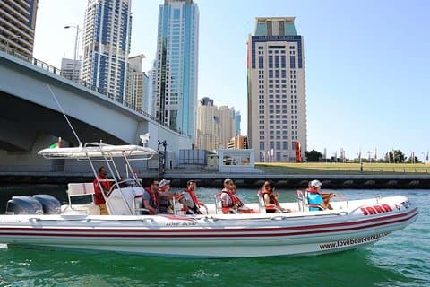 Modern Visions of Dubai - Dubai Marina Cruise og Dubai Frame Visit