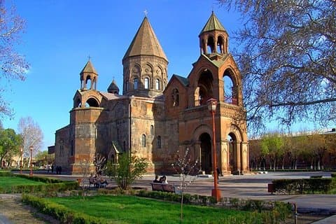 Private Guided Tour to Garni, Geghard, Etchmiadzin & Zvartnots