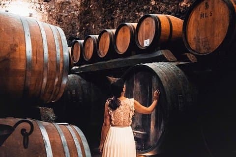 Tour pelas adegas históricas de Montepulciano