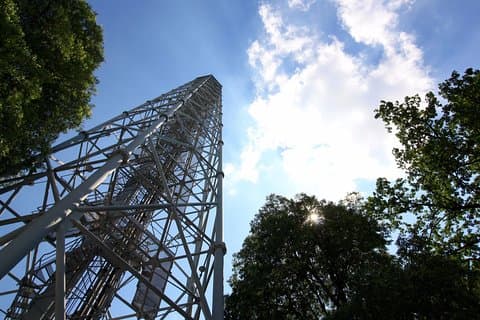 Milano: Parco Sempione and its tower with a panoramic aperitif