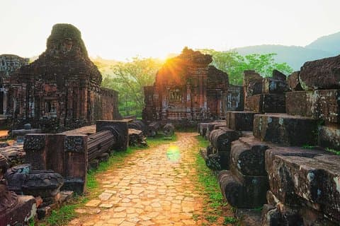 My Son Sanctuary Small Group Tour & Cultural Ceremony from Da Nang – Full Day