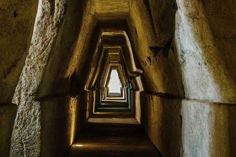 Les champs phlégréens: origines et histoire avec votre archéologue local