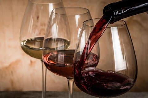 Privat tur til Paleokastritsa og vinsmaking fra Korfu