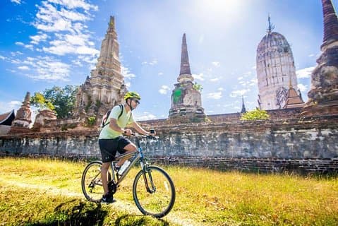 Fra Bangkok: heldags sykkeltur til historiske Ayutthaya