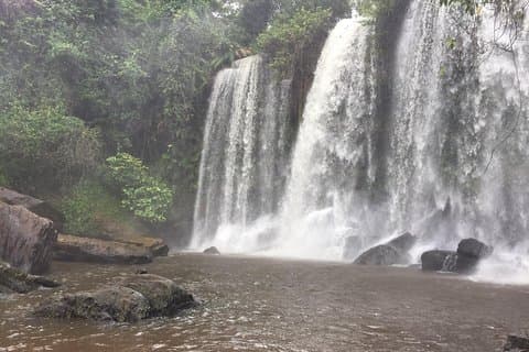 Privat en dagstur till Kulenberget, Banteay Srei och Banteay Samre