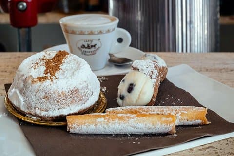 Die 10 Verkostungen von Palermo mit Einheimischen: Private Food Tour