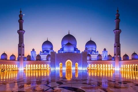 Privat Abu Dhabi-tur i byen Grand Mosque og Louvre-museet