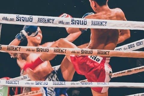 Aventure du dimanche : Regardez le combat de Muay Thai avec un Expert local