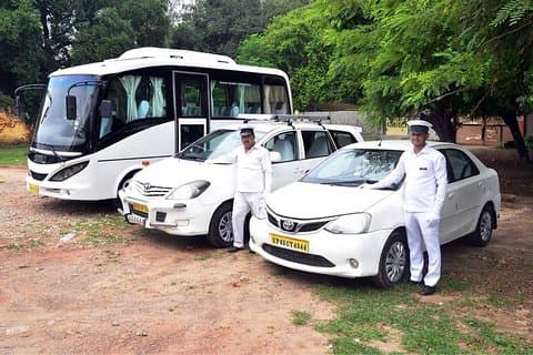 Trasferimento privato da Varanasi a Bodhgaya - Solo andata