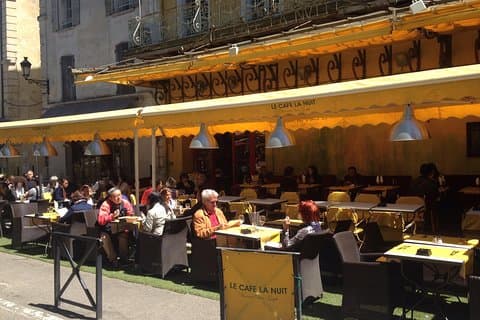 Avignon, Les Baux, St Remy och Arles från MARSEILLE