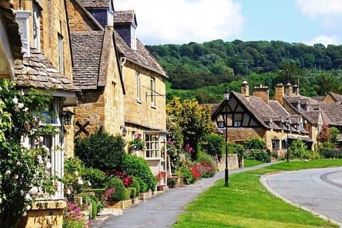 Excursão de ônibus pela Inglaterra em Cotswolds