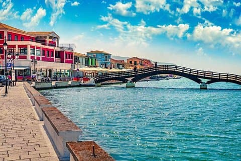 Trasferimento da / per l'aeroporto di Preveza da / per la città di Lefkada