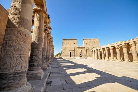Spectacle son et lumière au temple de Philae