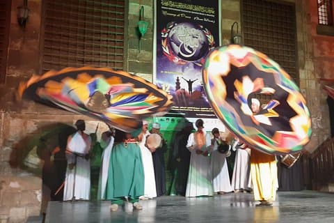 Trupe de dança egípcia Al-tannoura Cairo